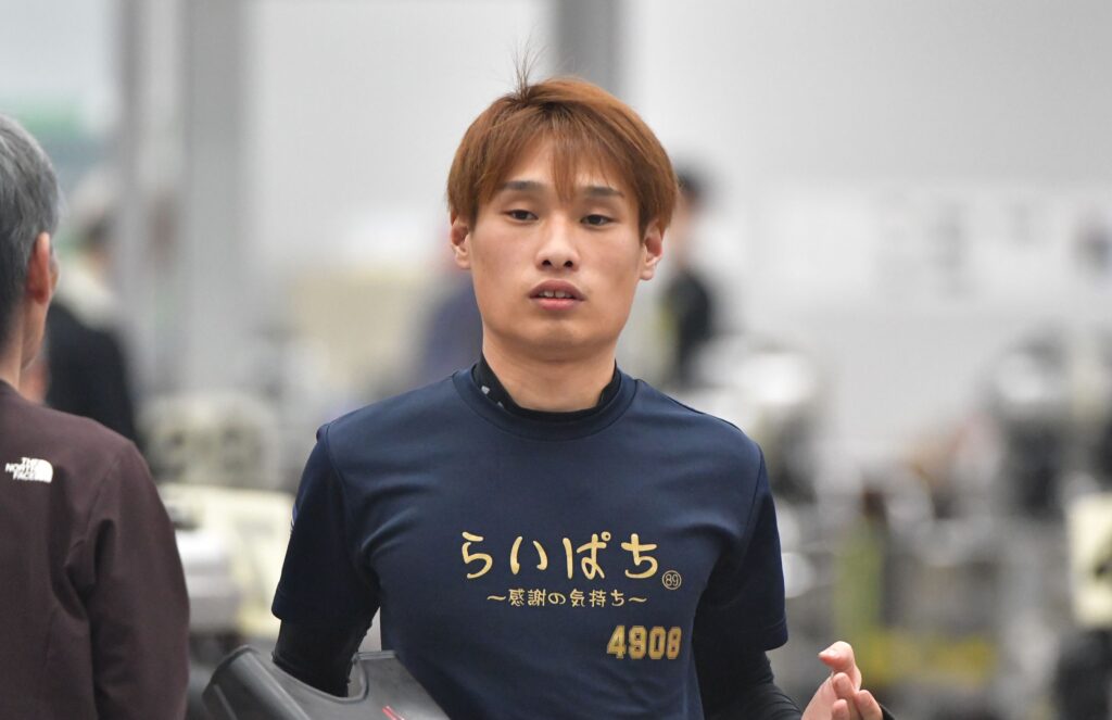 レースタイムは脅威の”1分43秒7″!!」大阪支部30歳ボートレーサーが