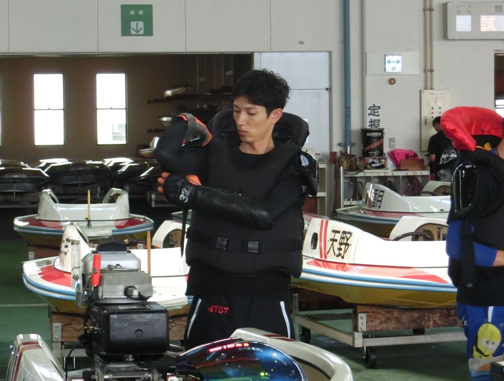 【福岡ボート(サマータイム)一般】山田祐也 まだ安泰じゃない|ボートレースニュース|ボートレースTOP|西スポレースサイト