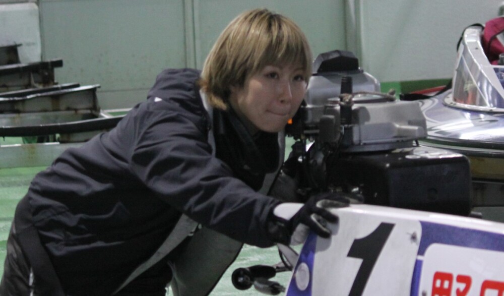 早い者勝ちミズダコちゃんからは逃げられないA賞F3キャンバスボード複製サイン入 児島ボート・Aレディース】野田部宏子 A級に恥じない走りで予選