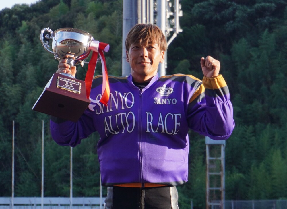 中央競馬重賞レーザーディスク年鑑1986年〜1995年まで 1995年 オークス 勝ち馬関連写真】 1995.5.21 #オークス #ダンス